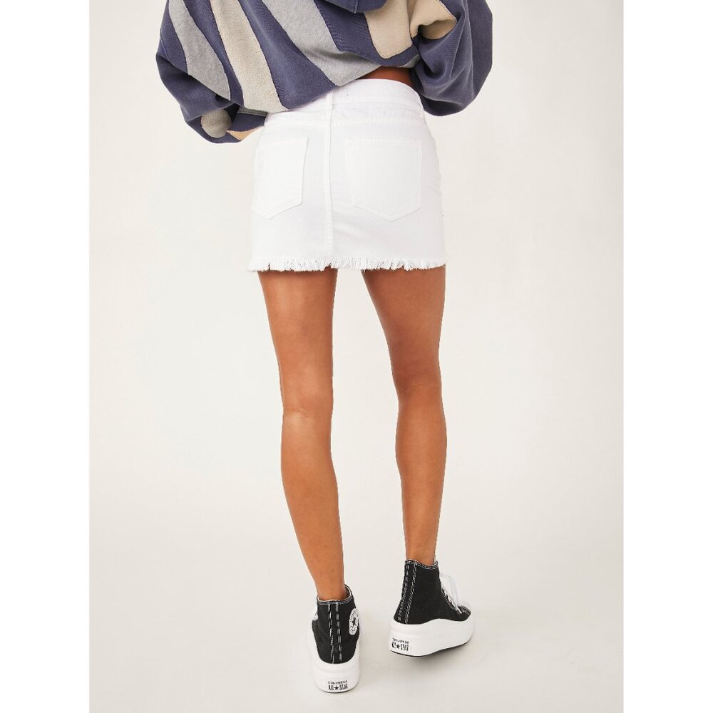 $20 Start FREE PEOPLE Out Of Ordinary Denim Mini Skirt / White NWOT - Picture 5 of 6
